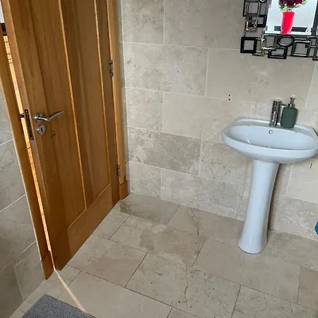 Homestay Beach Lodge Barna (Galway)