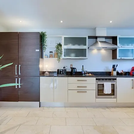 Homestay Beach Lodge Barna (Galway)